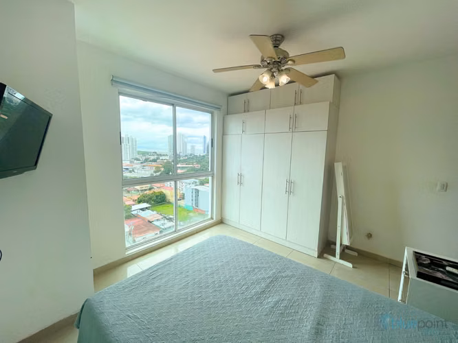 Apartamento amoblado 2 Recámaras, 3 baños, PH Mirador del Golf - Imagen 11