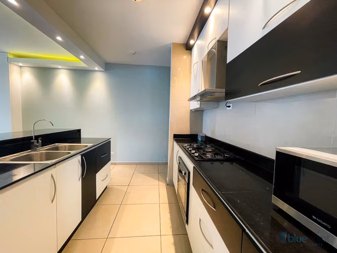 Apartamento amoblado 2 Recámaras, 3 baños, PH Mirador del Golf - Imagen 17