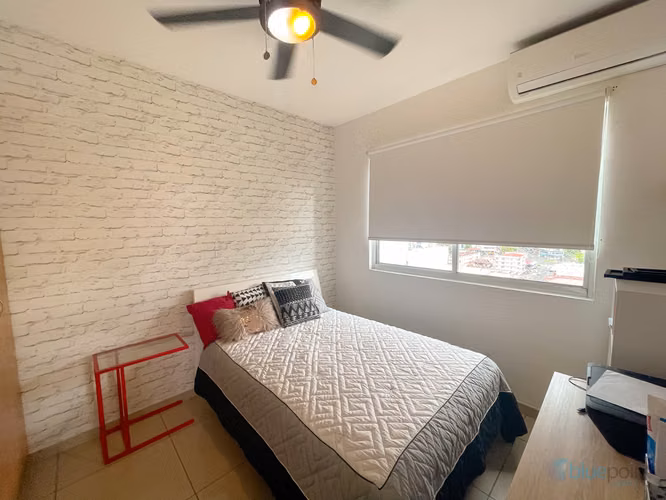 Apartamento amoblado 2 Recámaras, 3 baños, PH Mirador del Golf - Imagen 12