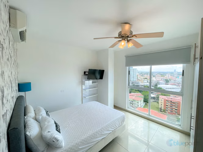 Apartamento amoblado 2 Recámaras, 3 baños, PH Mirador del Golf - Imagen 6
