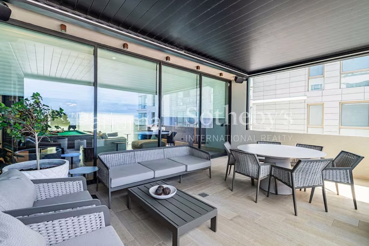 Mallol Villa | Ocean Reef | Vista a la ciudad | $2,750,000 - Imagen 7