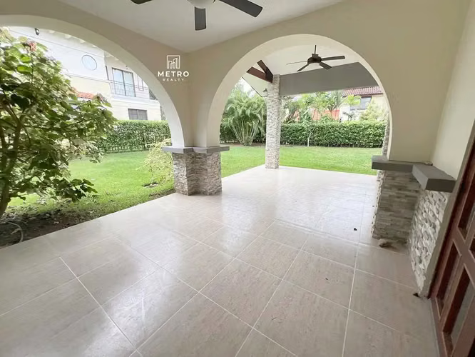 Casa en Venta en Senderos de Camino de Cruces Clayton  - Imagen 17