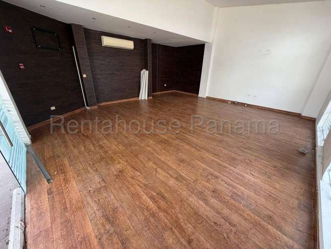 ALQUILER DE CASA COMERCIAL EN EL CANGREJO 