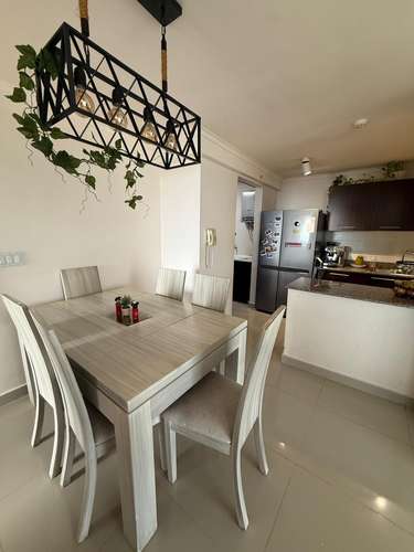 VILLA DE LAS FUENTES LINEA BLANCA  3 REC 2 BAÑ CBE $1325 