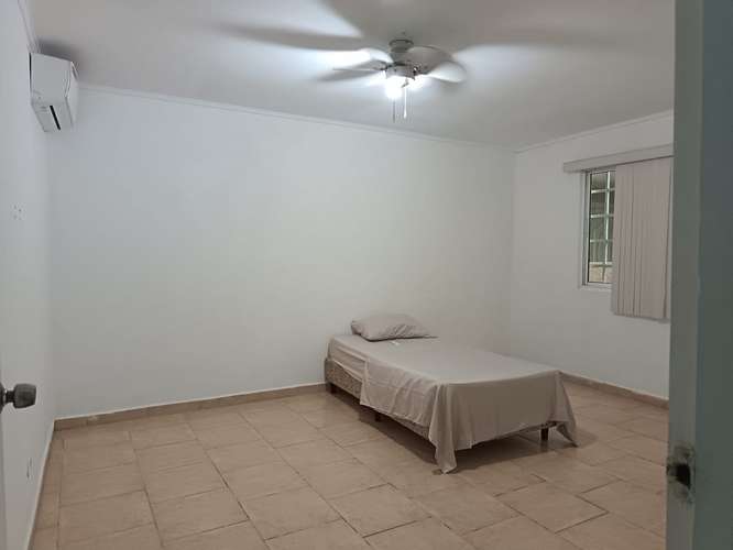 CUARTO! AMPLIO BETHANIA CON AIRE $260 MENSUALES