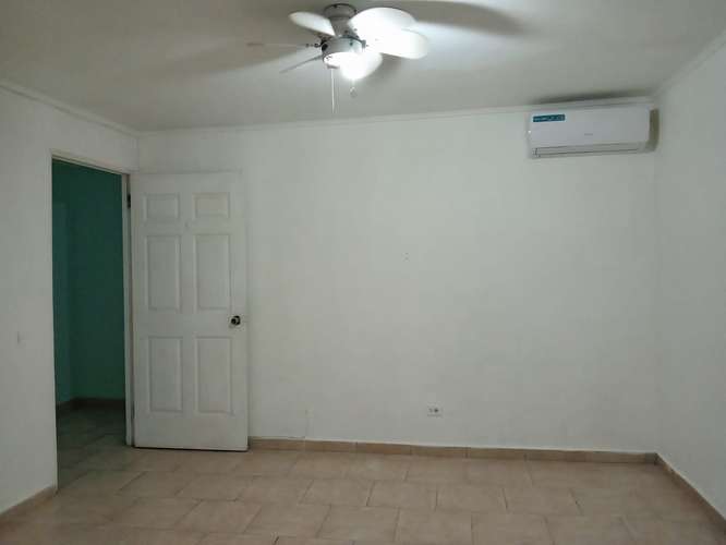 CUARTO! AMPLIO BETHANIA CON AIRE $250 MENSUALES - Imagen 8