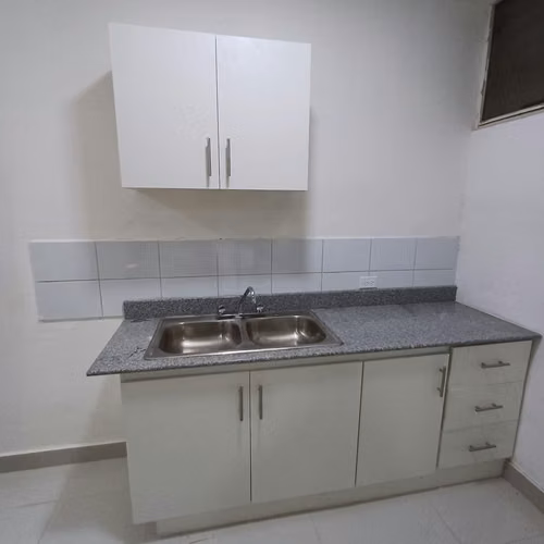 ALQUILO APARTAMENTO RIO ABAJO CALLE 5TA - Imagen 6