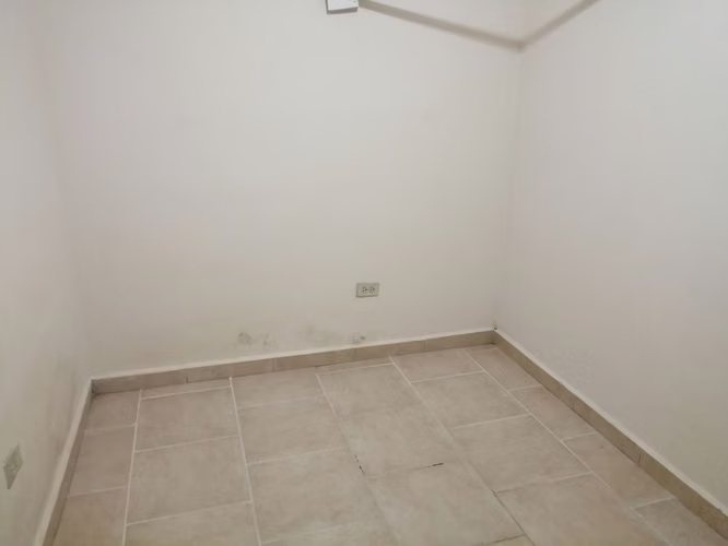 CUARTO CON CAMA EN BETHANIA SOLO $180 MES - Imagen 4