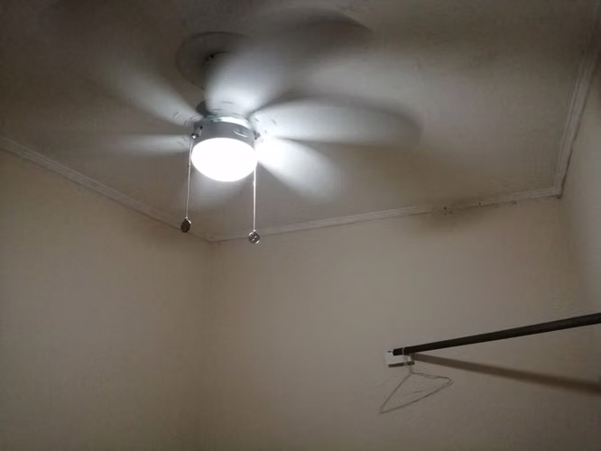 CUARTO CON CAMA EN BETHANIA SOLO $180 MES - Imagen 2