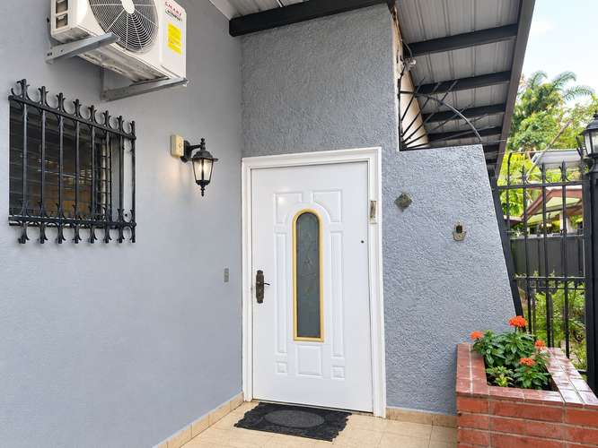 Casa en Villa de las Fuentes I con terraza y recien remodelada - Imagen 11