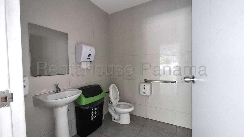 Alquiler de Local comercial en Santa Elena Strip, San Francisco* - Imagen 15
