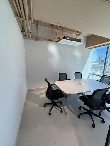 SE ALQUILA OFICINA FINANCIAL PARK  - Imagen 6