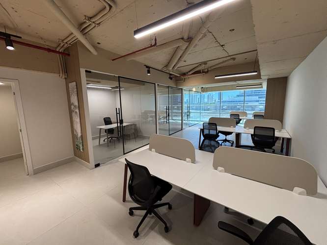 SE ALQUILA OFICINA FINANCIAL PARK  - Imagen 2