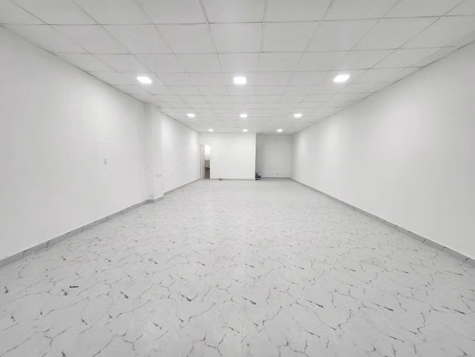 Local Comercial en Alquiler en Planta Baja, San Francisco – Vía Porras | LH - Imagen 2