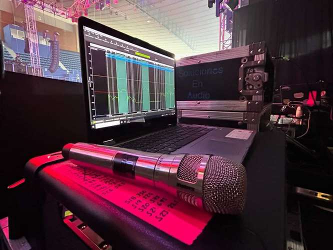 Alquiler de Sistema de Audio & Podium Profesional Para Conferencias , Eventos Privados Exclusivos & Corporativos 