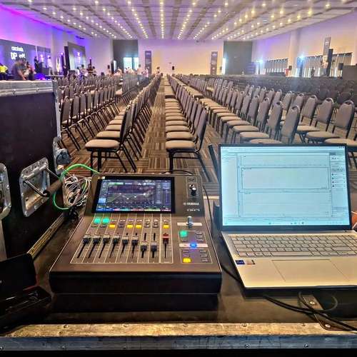Alquiler de Sistema de Audio & Podium Profesional Para Conferencias , Eventos Privados Exclusivos & Corporativos 
