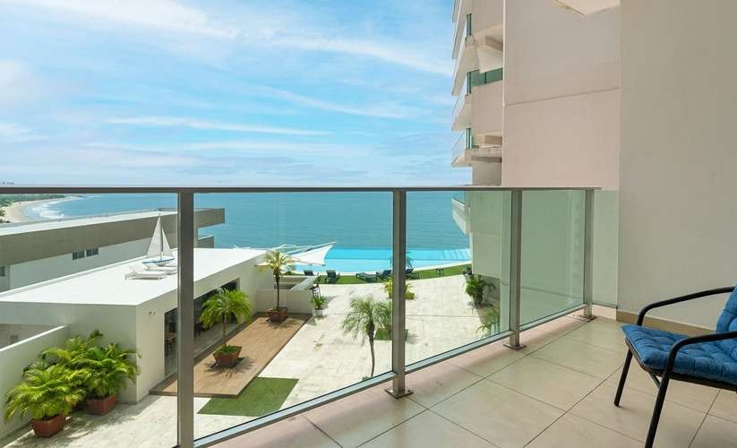 Apartamento en Punta Pacifica I con balcón y vista al mar - Imagen 2