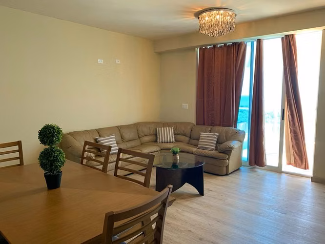 Se alquila Apartamento de tres recámaras en Playa Blanca - Imagen 3