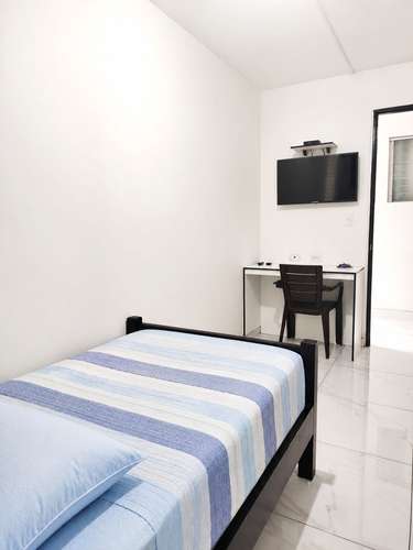 HABITACION CERCA DE UNIV DE PANAMA 1 PERSONA