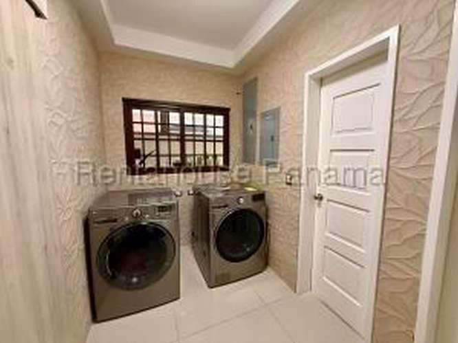27-2941RGG Costa Sur Casa ALQUILER 4 Habitaciones, AMOBLADA. Paneles Solares. Patio. Residencial Cerrado C/ Vigilancia. - Imagen 9