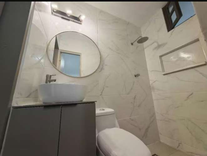 Casa en San Francisco Dos niveles y Renovada - Imagen 14