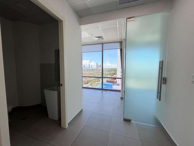 OFICINA EN COSTA DEL ESTE $1,200 DIAGONAL A TOWN CENTER - Imagen 2