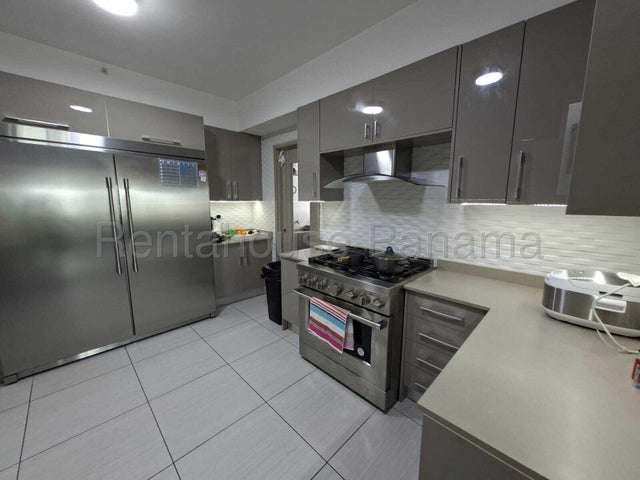 Alquiler de apartamento amoblado en The Towers, San Francisco IH27-1409
