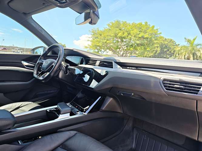 Audi E-Tron 55 Quattro 