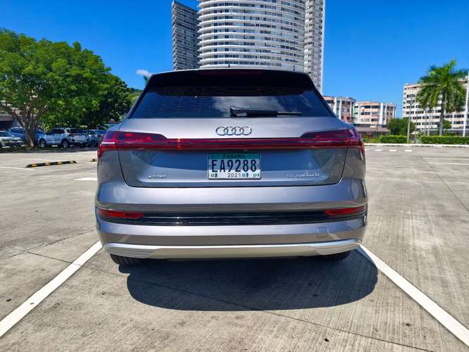 Audi E-Tron 55 Quattro 
