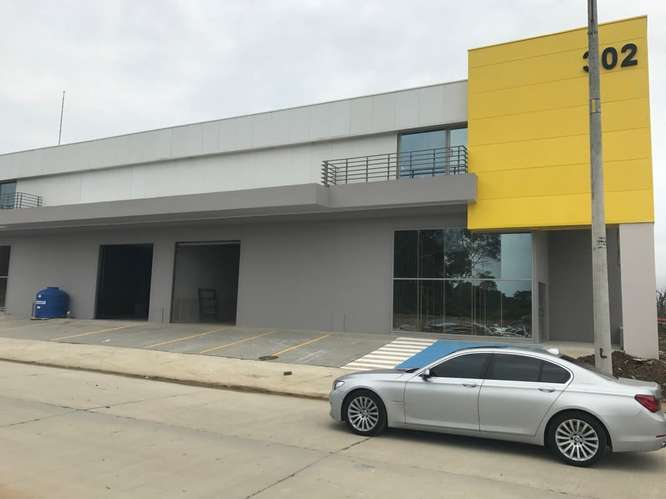 Venta o Alquiler de Bodega Cerca de Costa del Este  - Imagen 2