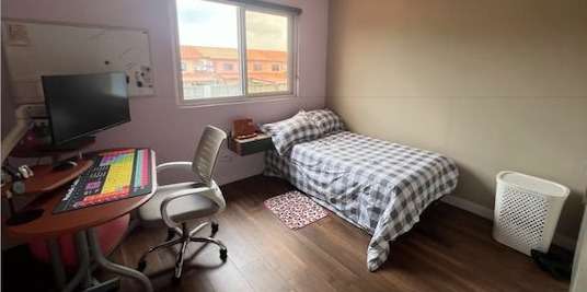 Casa modelo lyon con piscina en Versalles - Imagen 8