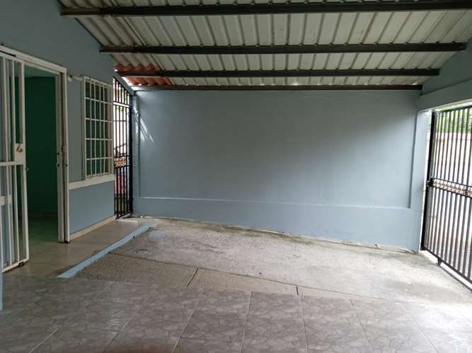 Se alquila casa Altos del Tecal - Imagen 3