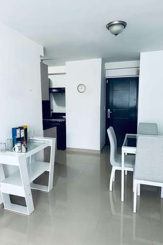 Alquiler de Apartamento en Condado del Rey con Linea Blanca - Imagen 6