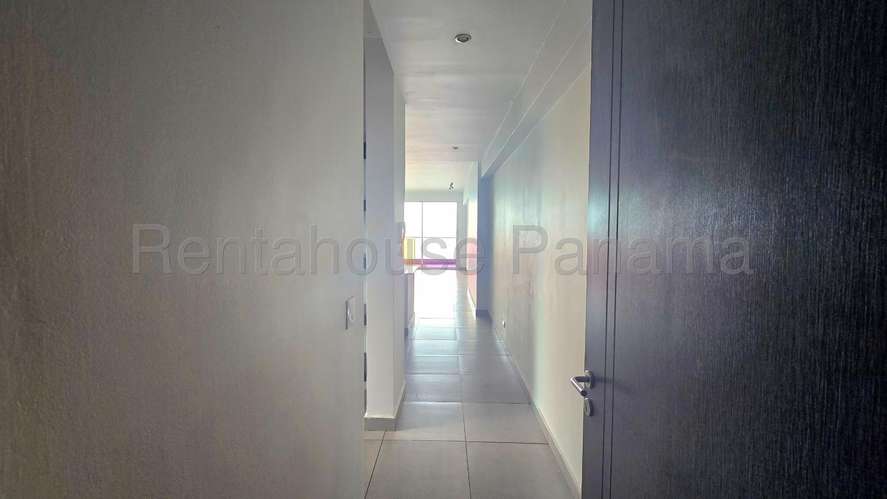 Venta de Apartamento en Avenida Balboa DCD27-2451 - Imagen 2