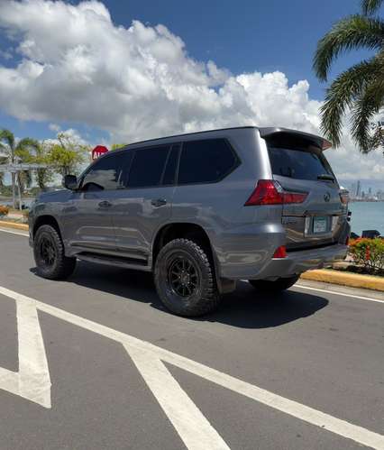 Lexus Lx 