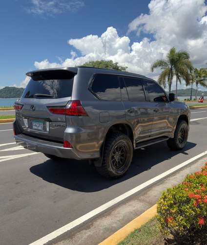 Lexus Lx 