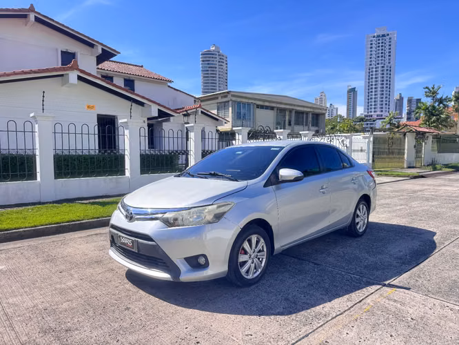 Toyota Yaris 2014
