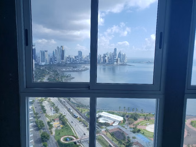 APARTAMENTO EN VENTA AVENIDA BALBOA - Imagen 8