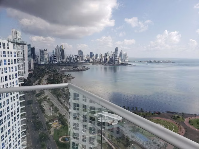 APARTAMENTO EN VENTA AVENIDA BALBOA - Imagen 4