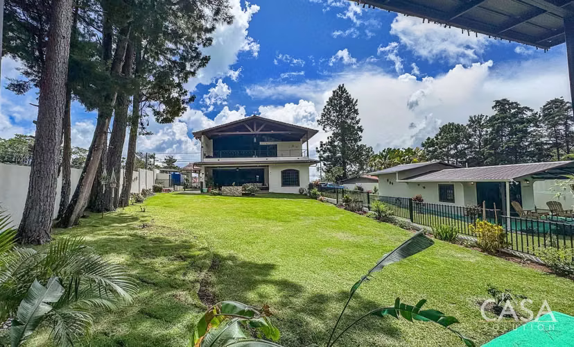 Casa Amueblada con Vistas al Volcán Barú en Venta en Santa Lucía, Boquete - Incluye Casita de Huéspedes - cs id: 350154 - Imagen 19
