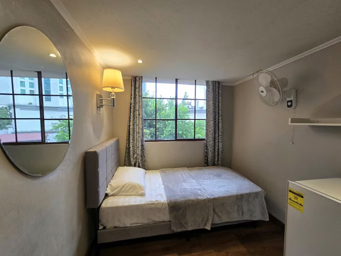 Habitación independiente con cama sencilla y abanico en Obarrio - Imagen 2