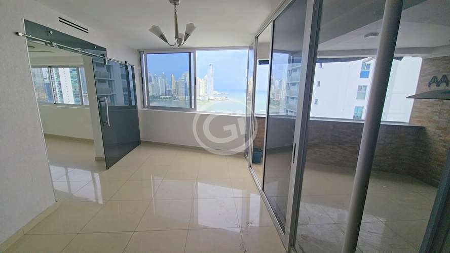 Venta Apartamento Duplex Avenida Balboa Vista al Mar Remate - Imagen 3