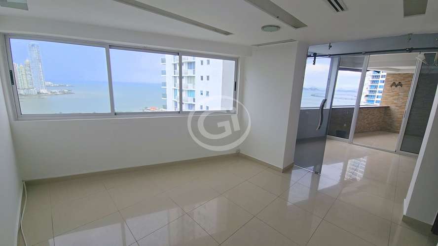 Venta Apartamento Duplex Avenida Balboa Vista al Mar Remate - Imagen 6
