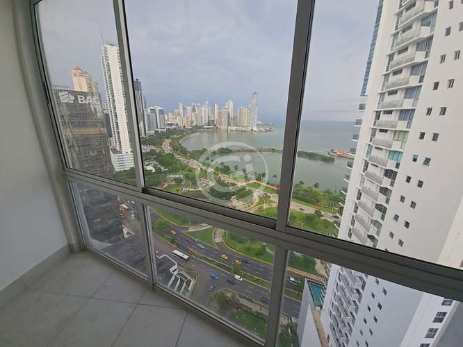 Venta Apartamento Duplex Avenida Balboa Vista al Mar Remate - Imagen 16