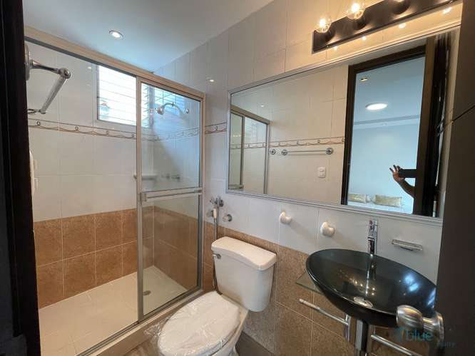 Apartamento amoblado 3 Recámaras 2 Baños, PH McGregor con área social y piscina - Imagen 10