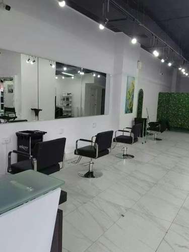 Alquiler Local Comercial Vía Porras - Imagen 13