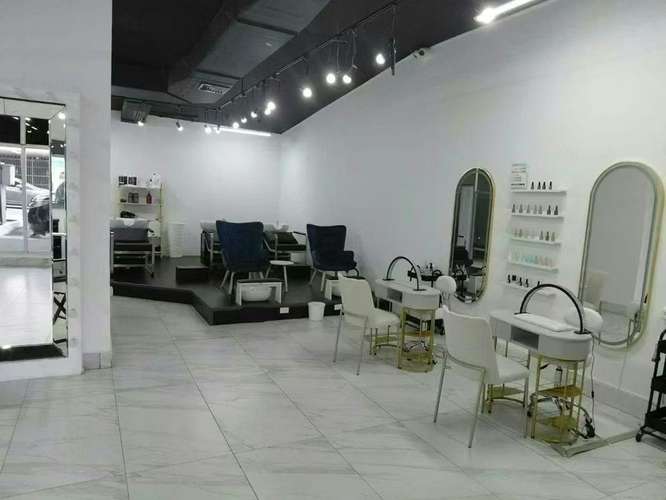 Alquiler Local Comercial Vía Porras - Imagen 6