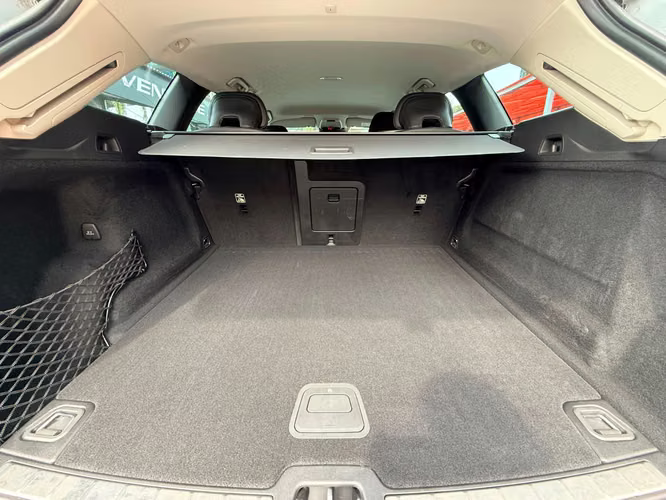 VOLVO XC60 T5 MOMENTUM 2020 - Imagen 13