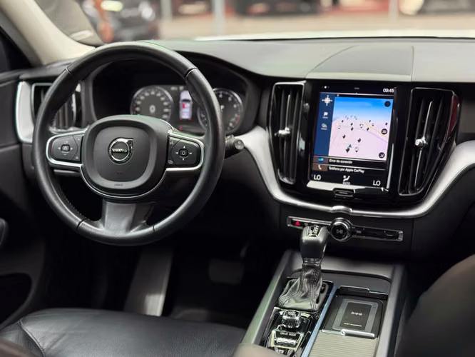 VOLVO XC60 T5 MOMENTUM 2020 - Imagen 7