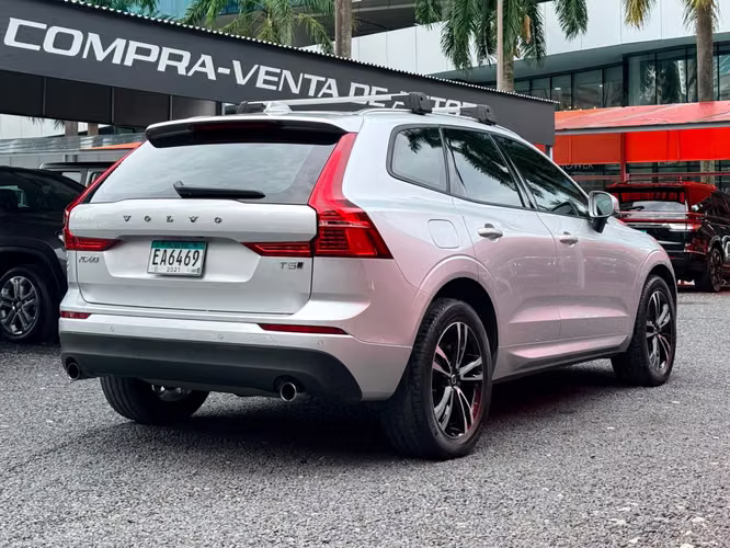VOLVO XC60 T5 MOMENTUM 2020 - Imagen 3